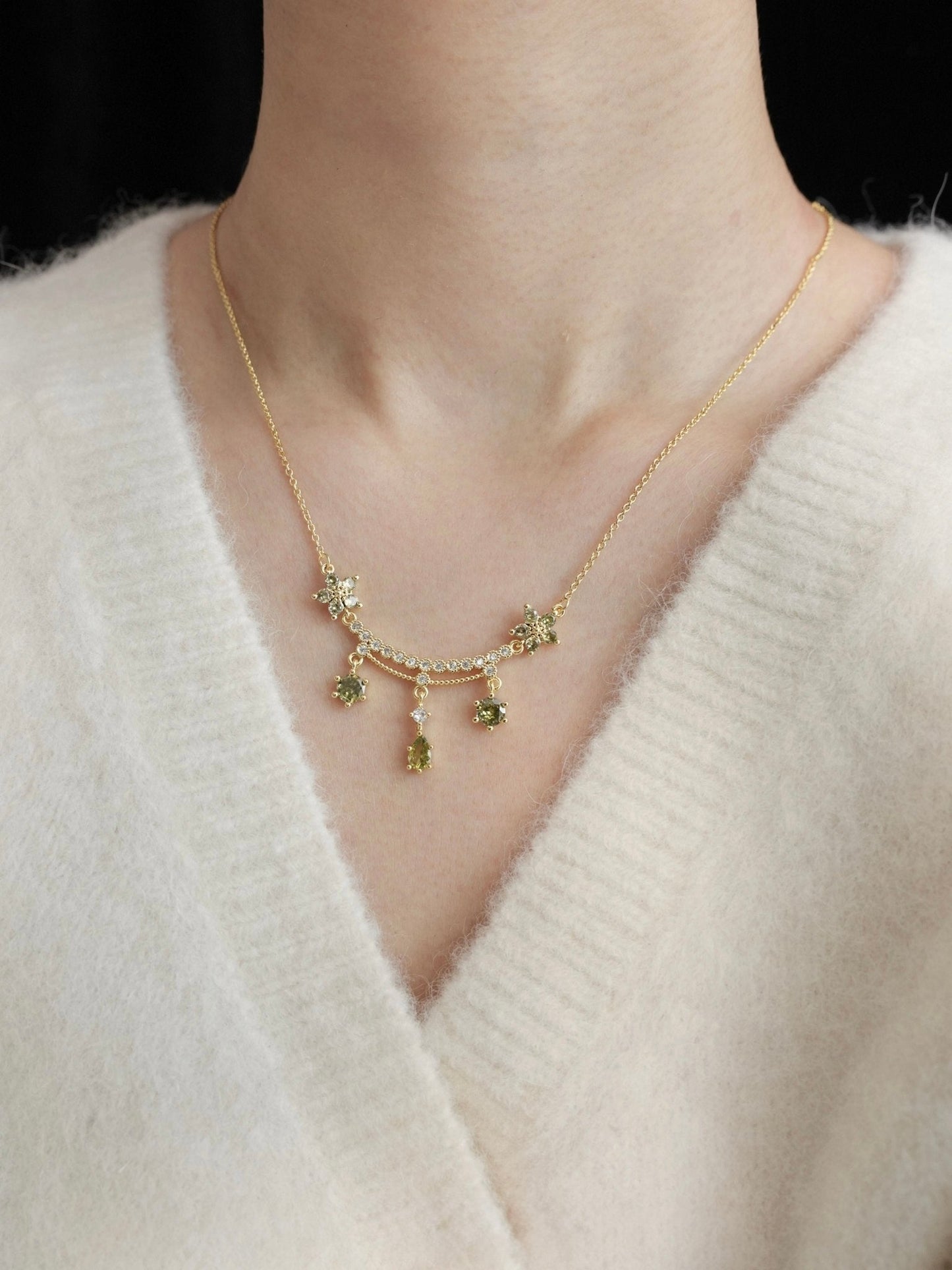 Wildflower Serenade Necklace in Green